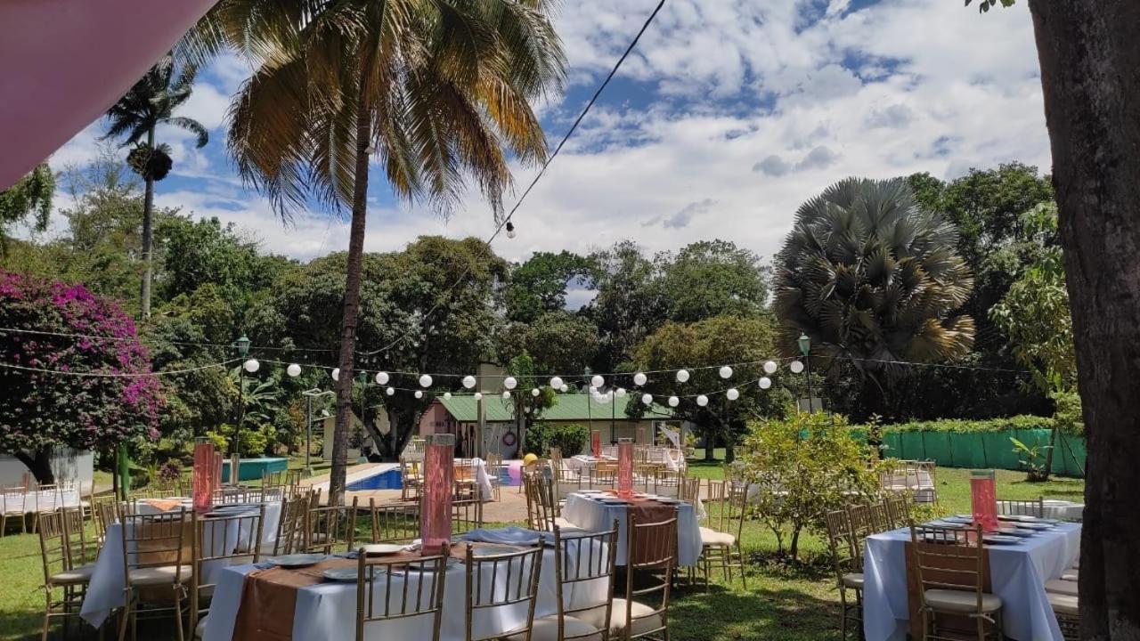Hotel Playa By Marbar Hoteles Villeta Luaran gambar