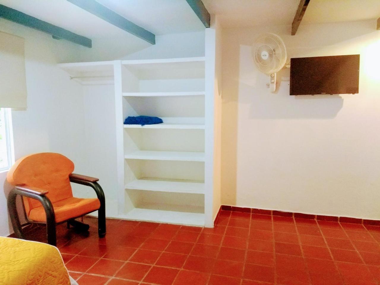 Hotel Playa By Marbar Hoteles Villeta Luaran gambar